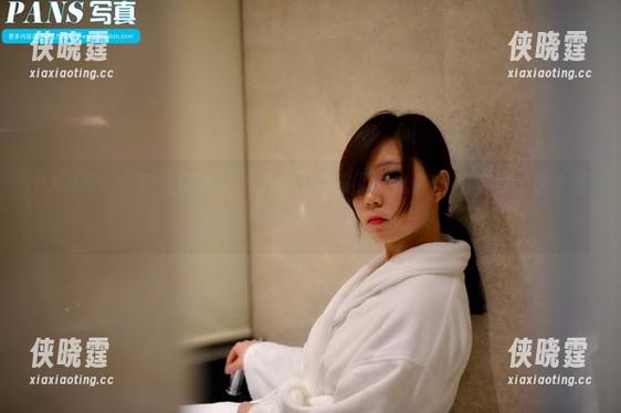 PANS-小柔 PANS - 全套透明作品,小柔又带来了什么新奇的视角,这个视角…只想一言不发地看。