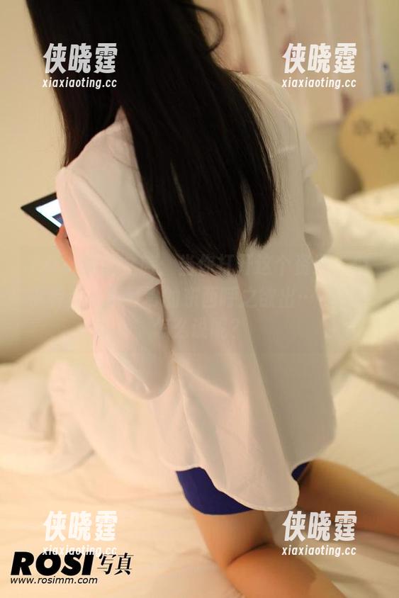 ROSI写真 ROSI黑丝之旅:当你打开这个资源,似乎有什么不寻常的东西呼之欲出……这该怎么说呢?