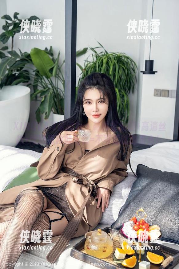 XINGYAN星颜社-韩雨馨 XINGYAN星颜社 - 韩雨馨的腿+高清丝袜+阿猫阿狗的闲聊=不可思议的组合!