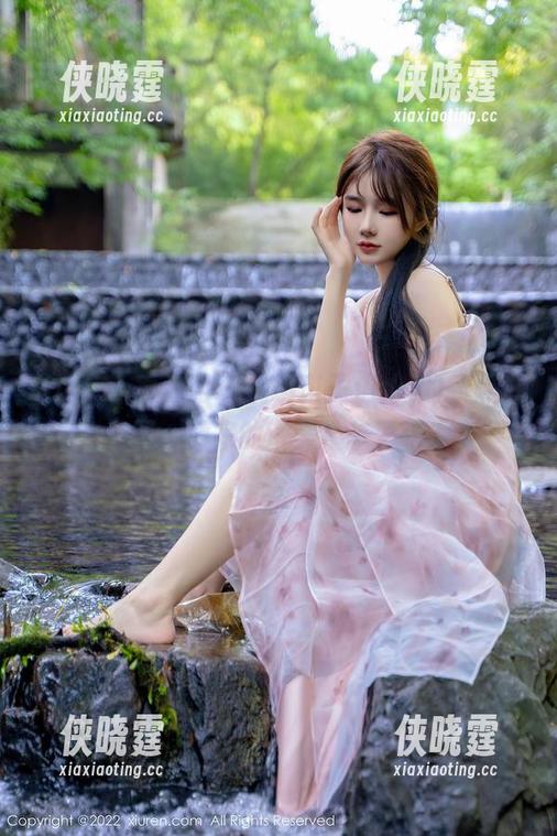 Xiuren秀人网-优琪琪子yuki Xiuren秀人网 - 优琪琪子yuki的新黑白美图,大家的审美撞车了吧?