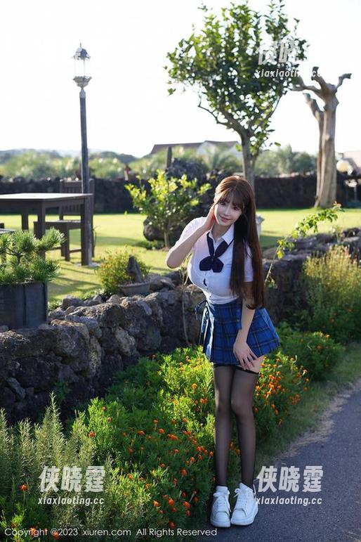 Xiuren秀人网-徐莉芝Booty Xiuren秀人网 - 牛仔裤和徐莉芝Booty,写真里的这一对儿也太搭了吧?