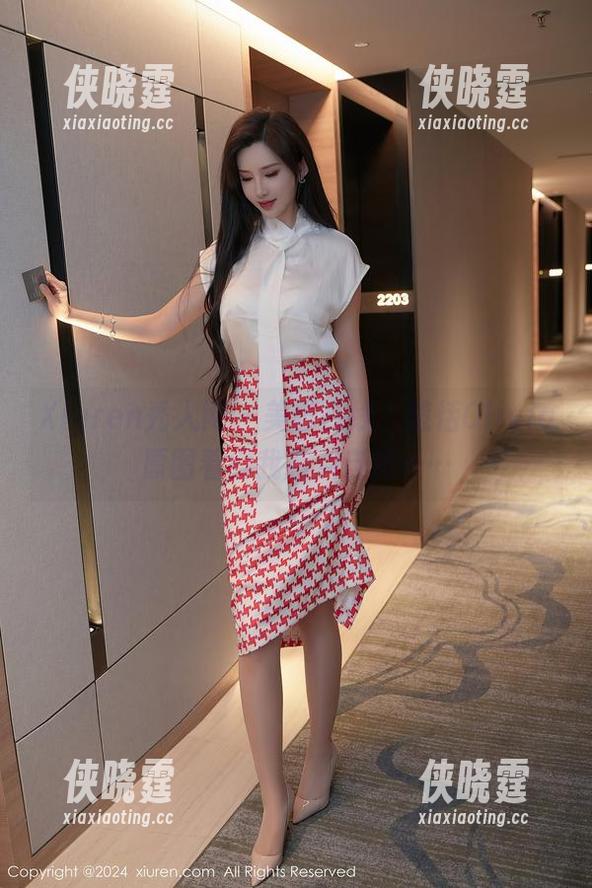 Xiuren秀人网-楚恬Olivia Xiuren秀人网 - 美脚在线,楚恬Olivia原图看得我有点自责……