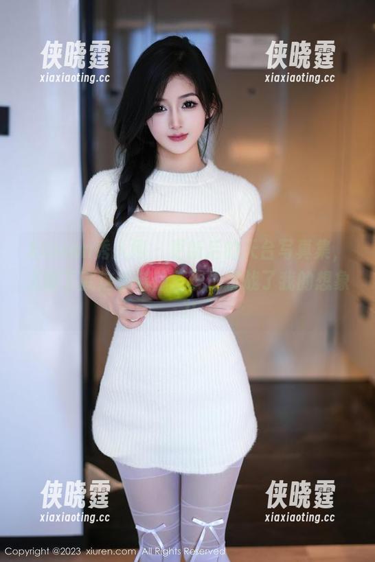 Xiuren秀人网 - 更新后的天台写真集，王俪丁就这么若隐若现地挑战了我的想象力
