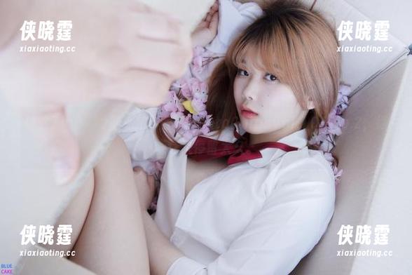 体验Zia(지아)的私拍作品，PhotoChipsVol.108No.2，涉嫌让人停留太久。
