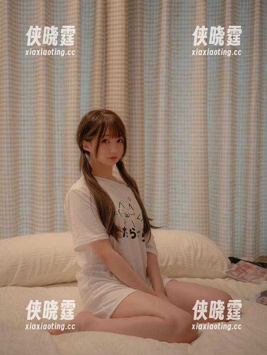 nagesa魔物喵 滑入nagesa魔物喵的水着,这美图能让你开心到冒泡!