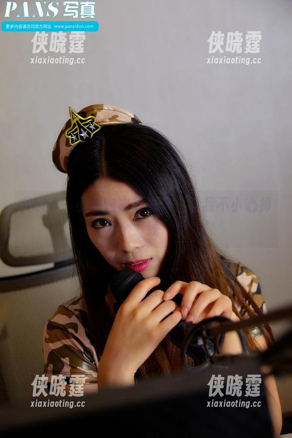 pans-小鱼 pans - 小鱼内衣写真集:看我不小心掉了个“线”!