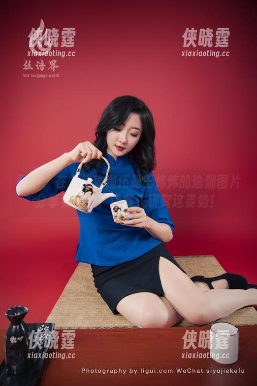 丽柜-王炜炜 丽柜 - 在家练瑜伽还是王炜炜的瑜伽图片分享更给力?让我先研究这姿势!