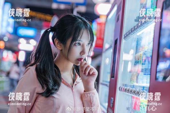 吉他妹妹与妍子坚不可摧，这套图太谐趣了吧