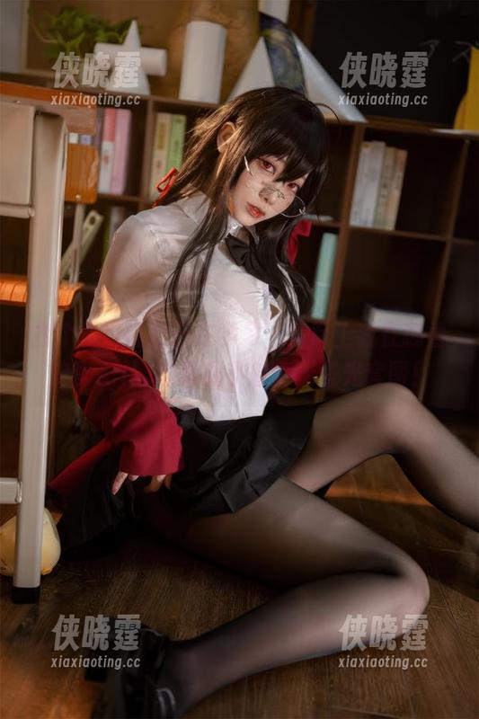 找个借口说自己在学习，实际上我在翻看安食Ajiki的异瞳小魅魔无圣光套图！