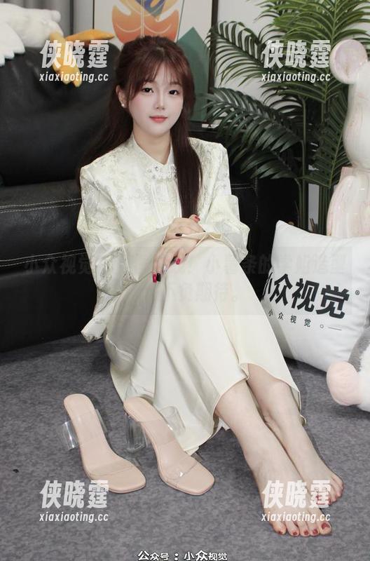 小众视觉-小薯条 小众视觉 - 美图在线!小薯条的学姐造型果然不负期待。