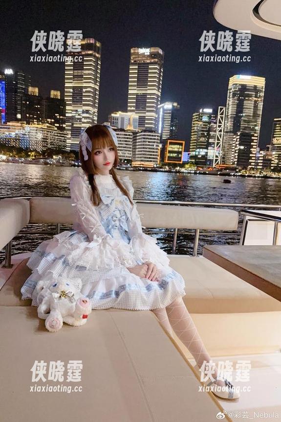 彩芸_Nebula 彩芸_Nebula短裙全套,不如叫它“短裙大百科”更合适吧!