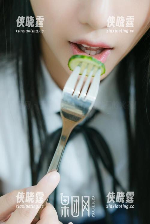 果团网-王语纯 果团网 - 王语纯的私拍,白丝惹的火花!小心别被萌化!