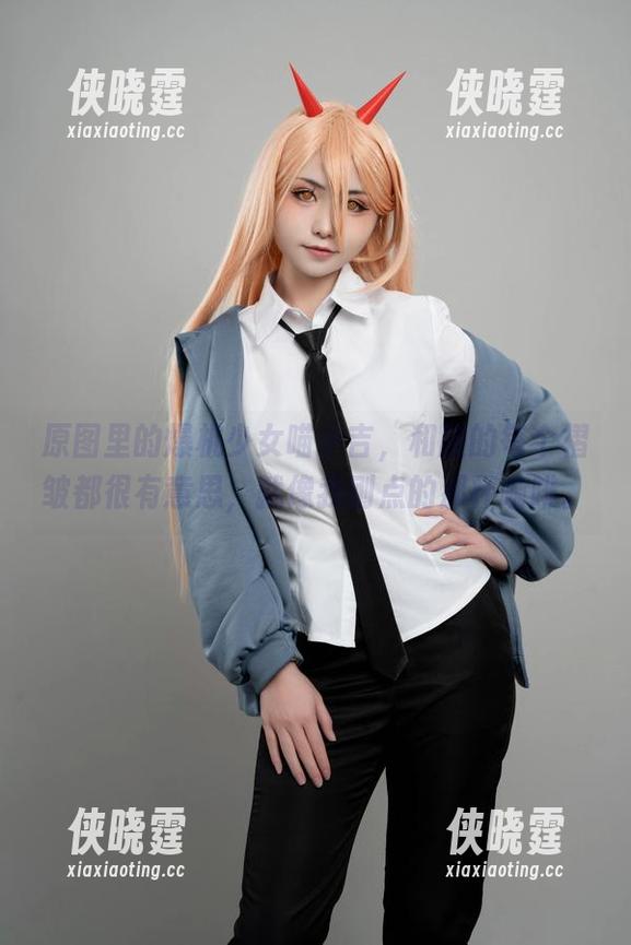 爆机少女喵小吉 原图里的爆机少女喵小吉,和服的每个褶皱都很有意思,就像我刚点的那杯咖啡。