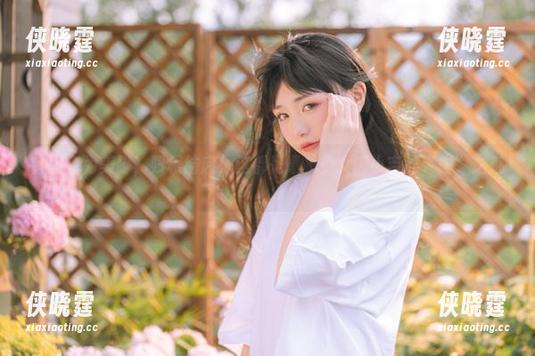 爆机少女喵小吉 套图名为美脚,归根结底,这都是爆机少女喵小吉的“脚”之魅。