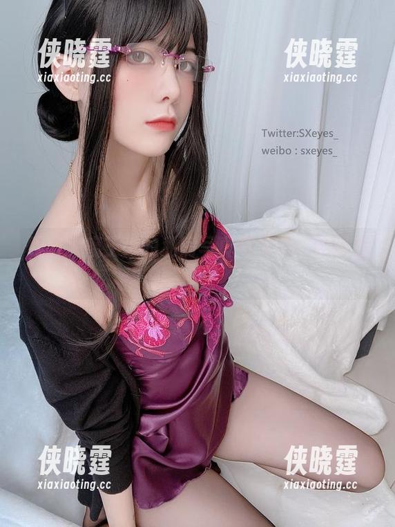 眼酱大魔王w 眼酱大魔王w的私房写真与兔子:纯属偶然吗?