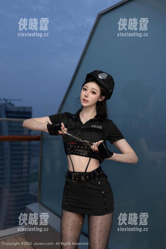 秀人网-Suki_baby 秀人网 - 如果你还没看过Suki_baby的礼服作品集,那我只能说……快下载,不然你会后悔!