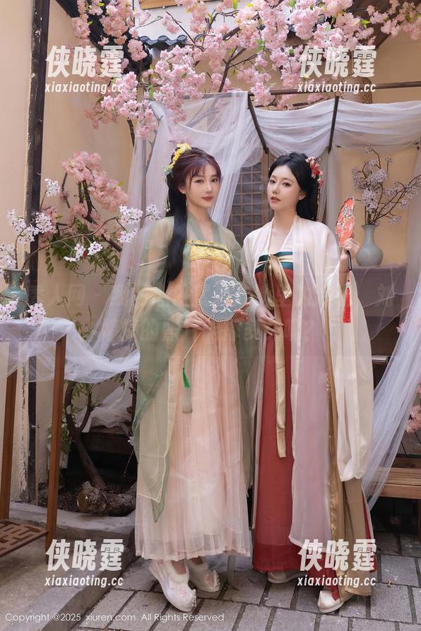 秀人网 - 我的心脏就像泳池里的泡泡，刘婷婷的照片能撑多久呢？
