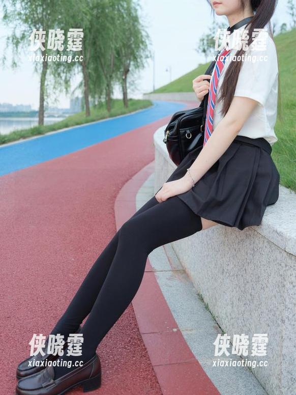 紧急企划-见希w 紧急企划 - 见希w的图包美腿闪现,精选中居然发现了其他惊喜