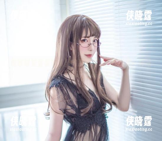 翎柒菜菜 观察翎柒菜菜短裤里的那个夏意,作品像一杯冰饮,清新又回味无穷