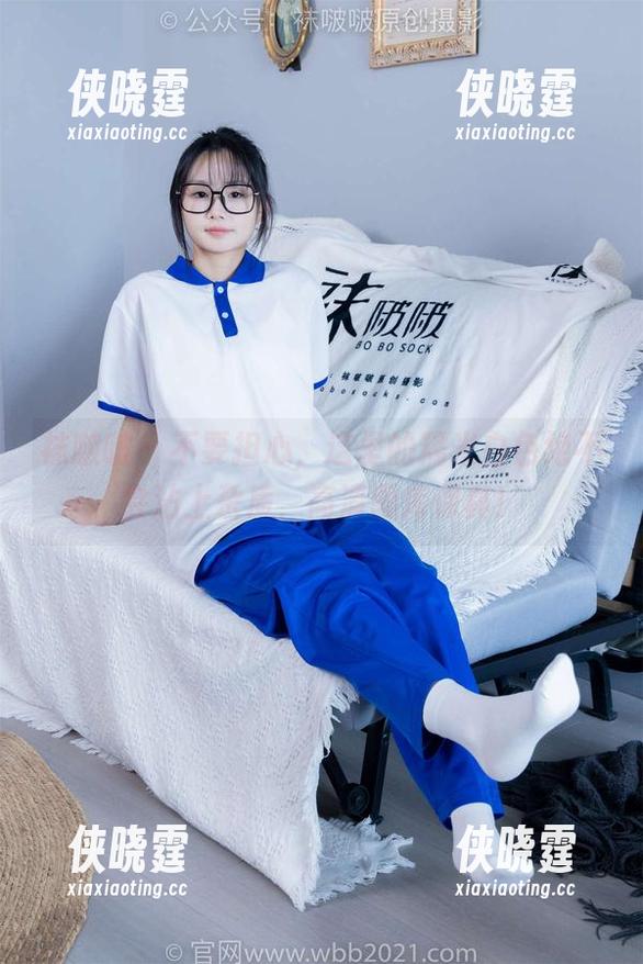 袜啵啵 - 不要担心，这里的糯米白色绝不会沾上杂质，高清图库保真！