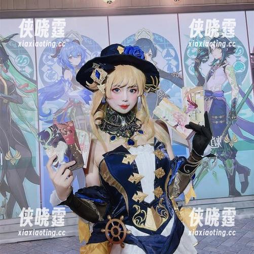 雪猫与吊带——简单又复杂的组合，图包里的时刻让人心乱。